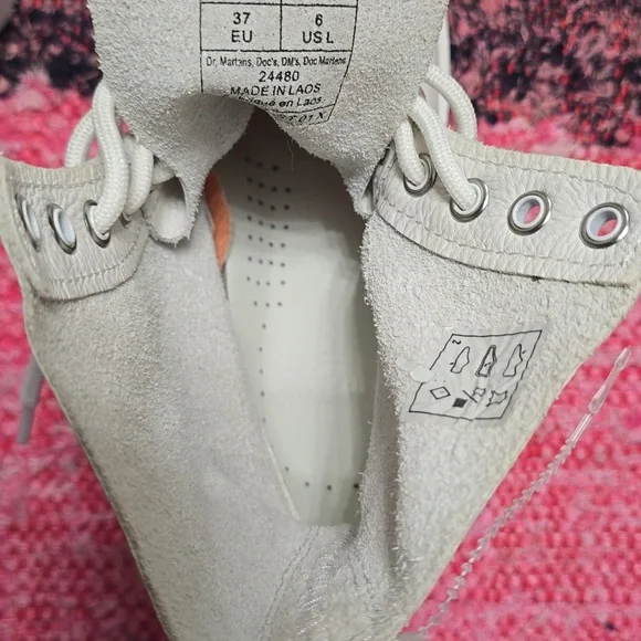 Dr Martens boots white NEW - Picture 6 of 7